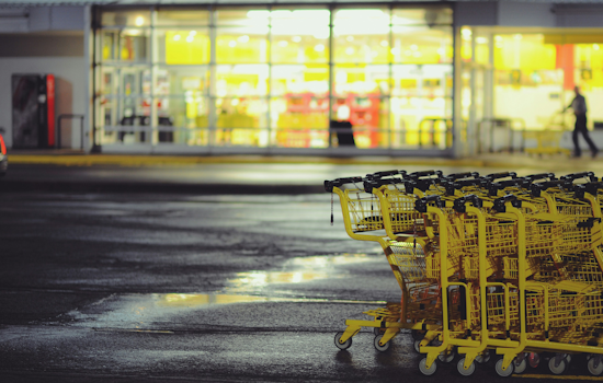 Hurricane Milton Approaches, Central Florida Residents Stock Up on Supplies Amid Rising Demand