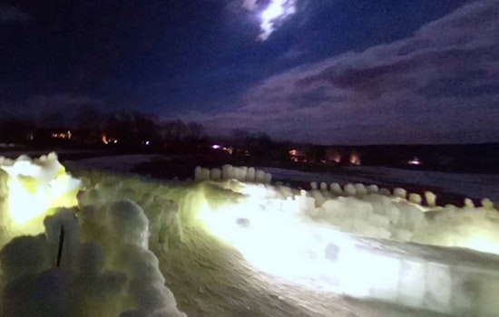 Ice Castles' "Winter Realms" Attraction Bids Farewell to Lake Geneva Amid Warm Winters