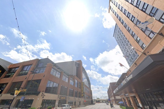 Indianapolis Braces for Frosty Morning with Freeze Warning in Effect, Sunny Skies Ahead