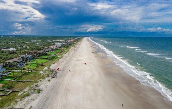 Jacksonville's NWS Warns of Rip Currents and Coastal Flooding, Urges Caution for Beachgoers in Northeast Florida