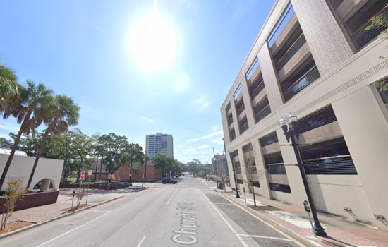 Jacksonville's Week Ahead Features Sunny Spells, Showers, and Unpredictable Thunderstorms