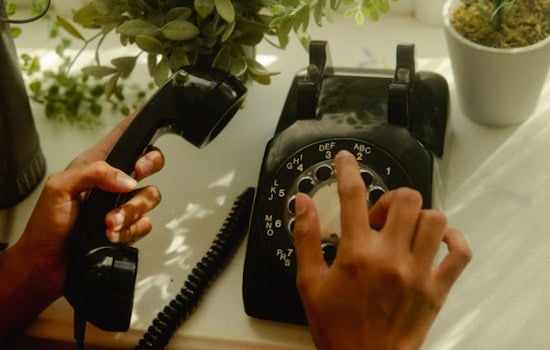 Kaua‘i Residents Urged to Use Alternative Phone Lines for Emergencies Amid Cellular Service Disruption