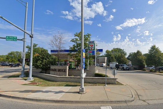 Knife-Wielding Suspect Sought in Early Morning Robbery at Park Ridge 7-Eleven