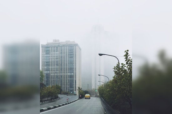 Knoxville Commuters Alerted to Dense Fog Conditions Until 10 AM EDT, Advised to Allow Extra Travel Time
