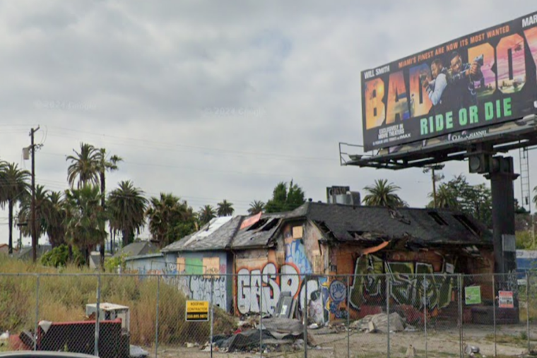 L.A. Firefighters Quench Blaze in Vacant Mid-Wilshire Building, No Injuries