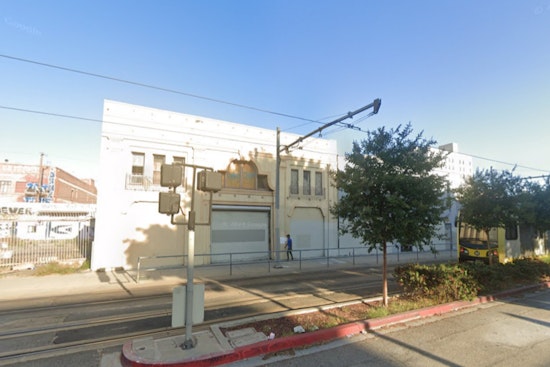 LAFD Battles Blaze in Downtown LA, Achieves Knockdown in 25 Minutes No Injuries Reported