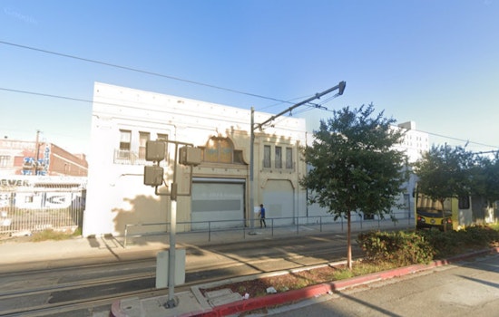 LAFD Battles Blaze in Downtown LA, Achieves Knockdown in 25 Minutes No Injuries Reported