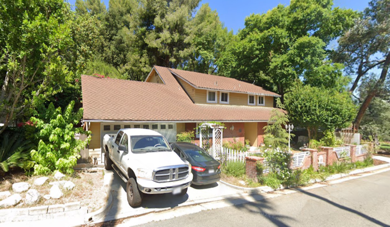 LAFD Tackles Electrical Fire in Woodland Hills Residence, No Injuries Reported
