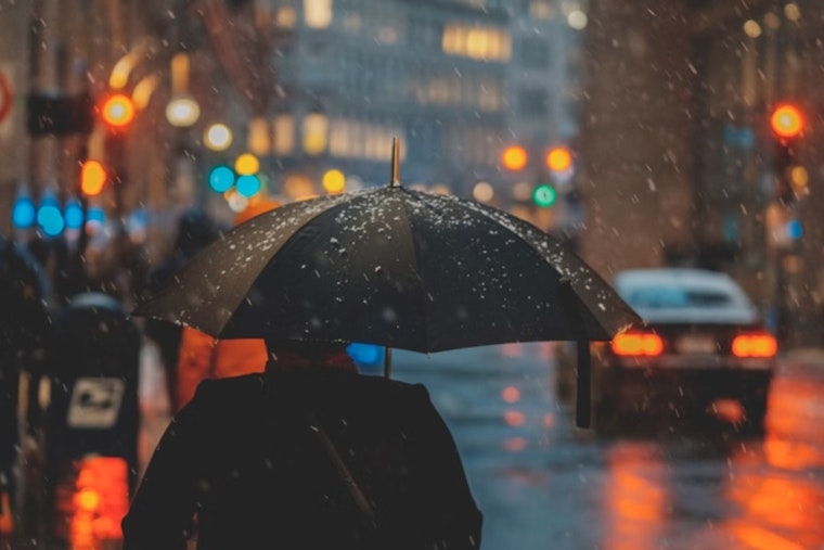 Las Vegas Braces for Cooler Climes and Possible Weekend Showers, NWS Reports