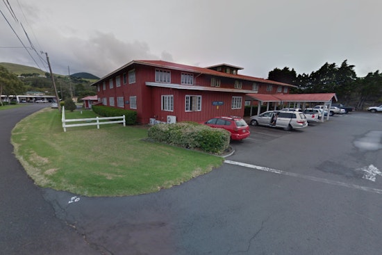 Leialiʻi Community in Lahaina Takes Proactive Steps Towards Fire Resilience After Wildfire Scare