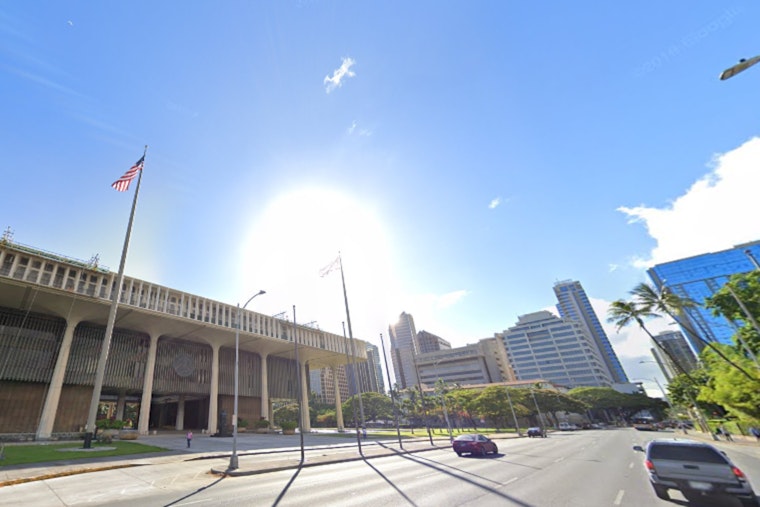 Light Trade Winds and Mostly Dry Week Ahead for Honolulu, Surf Advices on the Horizon