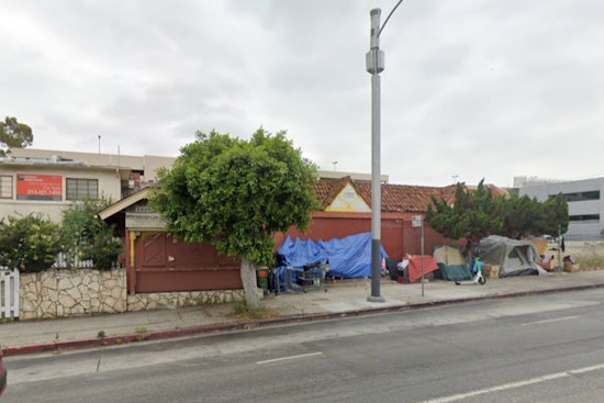 Los Angeles Firefighters Douse Flames at Previously Burnt Westlake Restaurant in Swift 21-Minute Operation