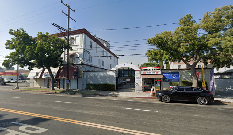 Los Angeles Firefighters Douse Pico-Union Building Fire in Under 30 Minutes, No Injuries Reported