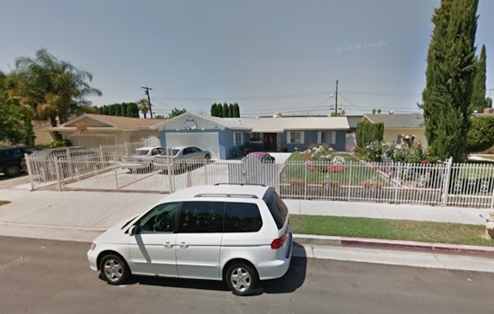 Los Angeles Firefighters Swiftly Quell Northridge Apartment Fire, No Injuries Reported