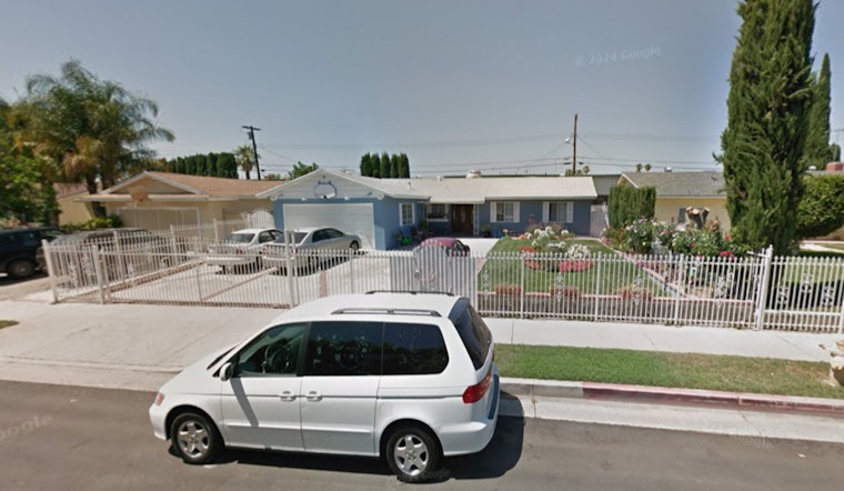 Los Angeles Firefighters Swiftly Quell Northridge Apartment Fire, No Injuries Reported