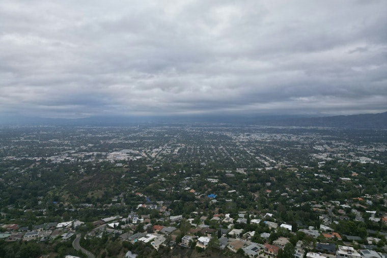 Los Angeles Greets Autumn with Foggy Mornings and Sunny Afternoons; Possible Showers by Weekend
