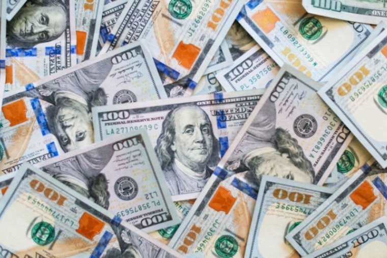 Lucky Strikes in Florida as Powerball and Scratch-Off Tickets Deliver Million Dollar Prizes to Two Players