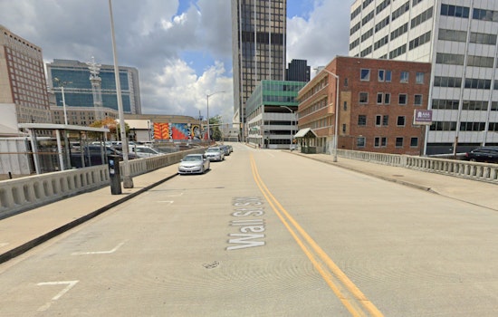 Man Critically Injured in Downtown Atlanta Stabbing as Police Seek Witnesses, Suspect at Large