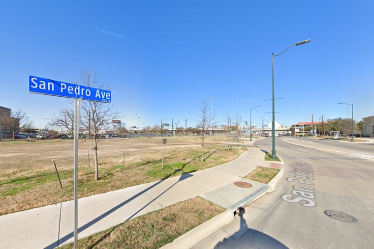 Man Discovered With Serious Facial Wound Near Downtown San Antonio Bus Stop, Investigation Ongoing