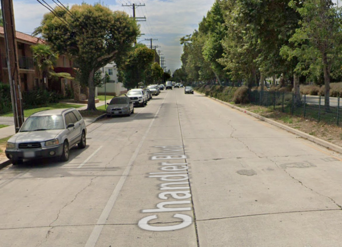 Man Fatally Shot in Daylight CartoCar Attack in Valley Village,