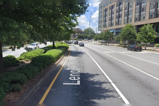 Man Fatally Stabbed on Lenox Road in Atlanta, Suspect Detained as Police Investigate the Scene