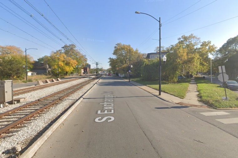Man in Critical Condition After Early Morning Shooting During South Shore Robbery Attempt in Chicago