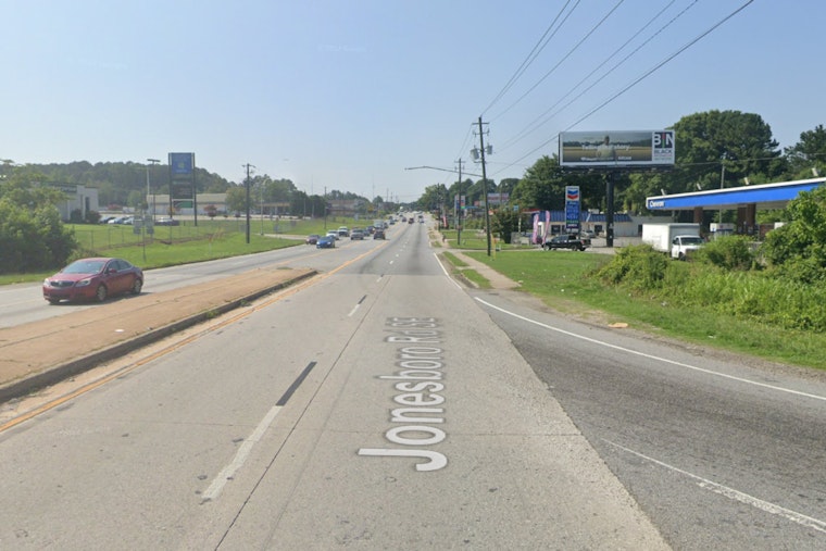 Man Shot in Early Morning Incident on Jonesboro Rd. in Atlanta, Victim Demonstrates Remarkable Resilience