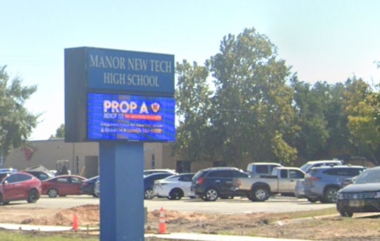 Manor High School Student Fatally Stabbed by Classmate during Altercation, Suspect in Custody, Classes Suspended Near Austin