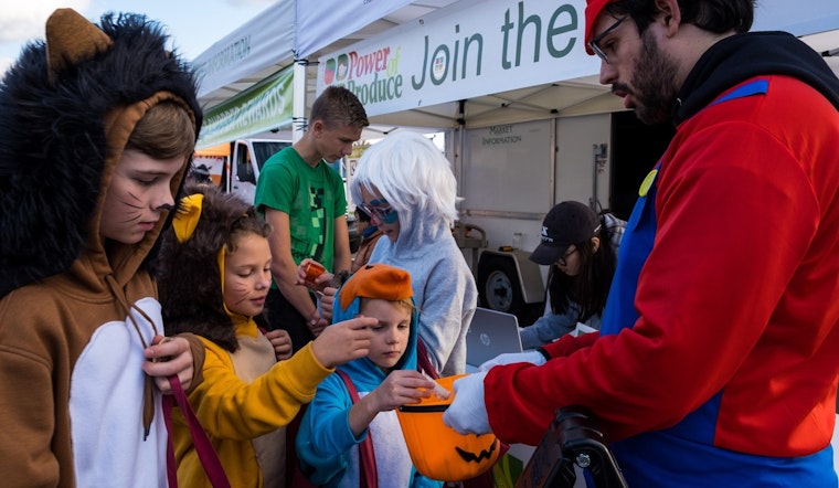 Maple Grove Says Farewell to Outdoor Farmers Market with Festive Final Thursday