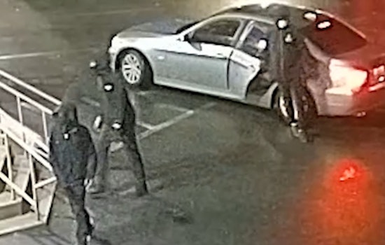 Metropolitan Police Seek Public's Assistance in Identifying Suspects in Northwest Business Burglary
