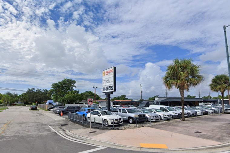 Miami Dealership Appeals for Public's Help in Finding Suspect Who Drove Off with Infiniti Q50 During Test Drive