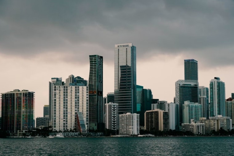 Miami Prepares for Scattered Thunderstorms and Localized Flooding with Cooler Temperatures Ahead
