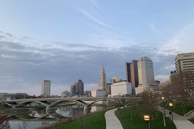 Mild Days and Cool Nights Ahead for Columbus and Cincinnati, with Weekend Showers Possible
