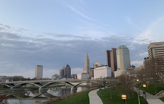 Mild Days and Cool Nights Ahead for Columbus and Cincinnati, with Weekend Showers Possible
