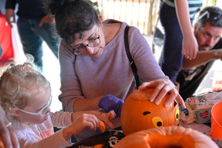 Milton Revels in Festive Spirit with Over 1,500 Attendees at Annual Carvin' in Crabapple Halloween Event