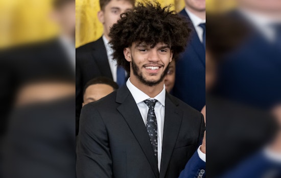 Milwaukee Bucks' Andre Jackson Jr. Unharmed After Crashing Car Into Apartment Porch