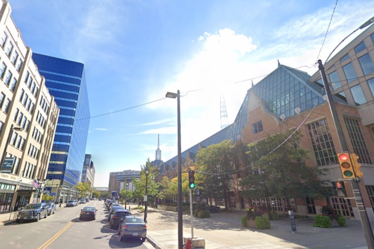 Milwaukee Embraces Stretch of Sunny Autumn Days According to National Weather Service