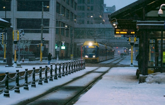 Minneapolis Hit by Sudden Snowstorm; National Weather Service Issues Winter Weather Advisory