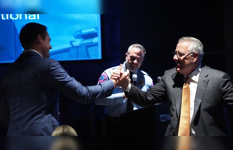 Minneapolis Police Department Hosts Leadership Workshop with Motorola CEO and Vikings Coach