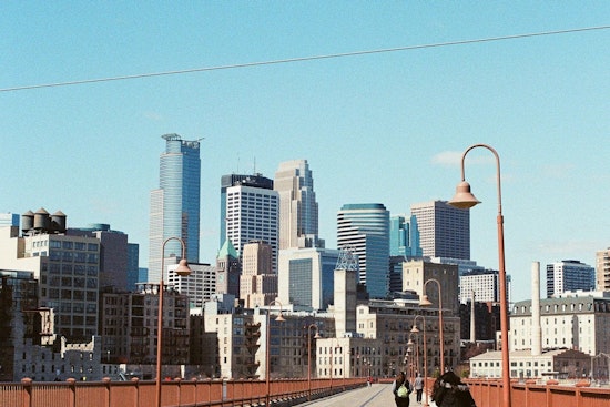 Minneapolis Welcomes a Week of Sunshine and Seasonal Chill According to National Weather Service