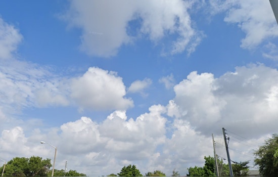 Mixed Weather on the Horizon for Miami, Sunny Spells, Showers, and Shifting Winds in Weekly Forecast