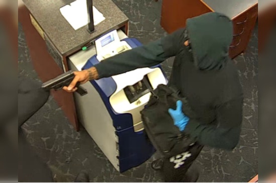 Nashville Police Seek Suspect in Murfreesboro Pike Bank Robbery, Public's Help Requested