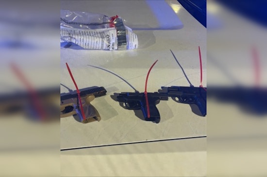 Nashville Police Thwart Car Break-ins on McCrory Lane, Three Teenagers Detained and Firearms Seized