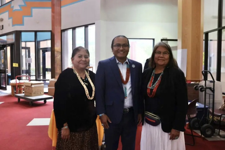 Navajo Nation Educators Tackle Challenges in Revitalizing Diné Bizaad Language