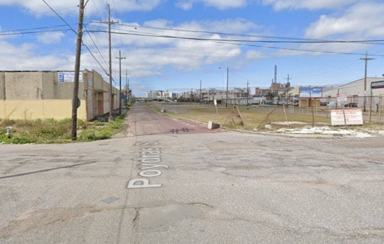 New Orleans Ambulance Hijacked by Woman with Crew and Patient Onboard as Police Apprehend Suspect