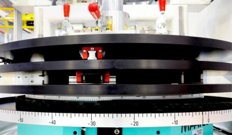 Nobel Prize Winner Utilizes Oak Ridge Reactor to Advance Protein Design Research