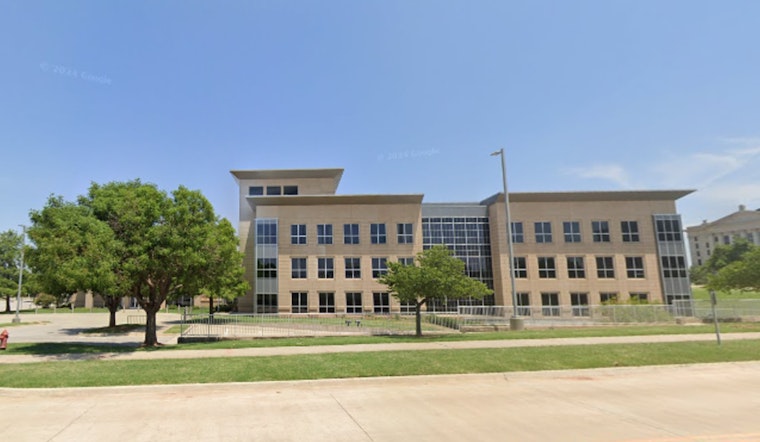 Oklahoma Grand Jury Finds "Irresponsible" Oversight of Pandemic Relief Funds, Governor Stitt and Superintendent Walters Face Criticism