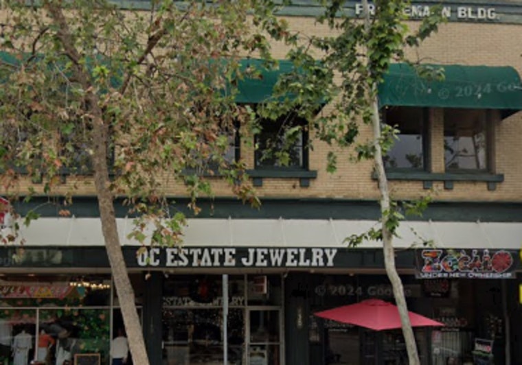 Orange County Jewelry Store Heist, Over $100K in Vintage Rings Stolen by Posing Customers