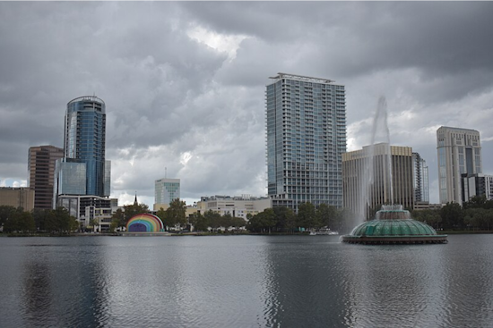 Orlando Braces for Mixed Weather: Showers and Gusty Breezes to Affect Week Ahead, Says National Weather Service