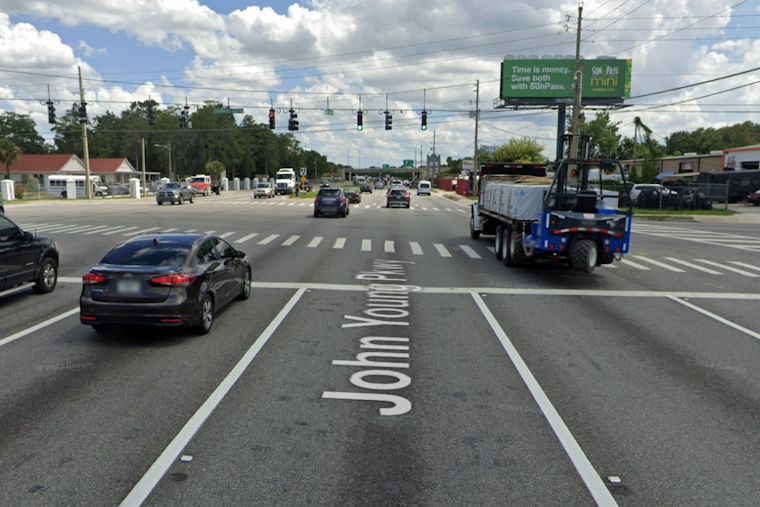 Orlando Woman Perishes in Fatal Chain-Reaction Crash on John Young Parkway